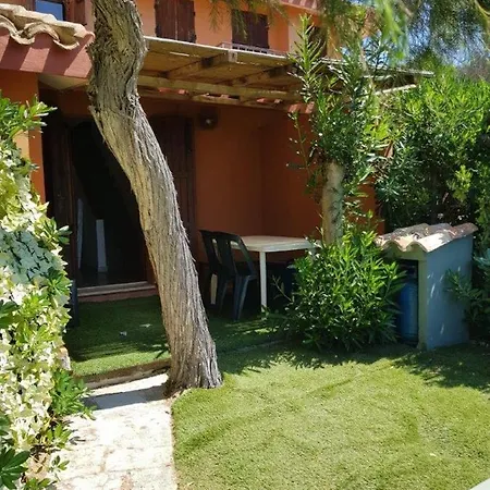 Accu Is Prezzus I 30mt Dal Mare Villasimius
