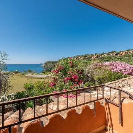 Accu Is Prezzus I 30mt Dal Mare * Villasimius